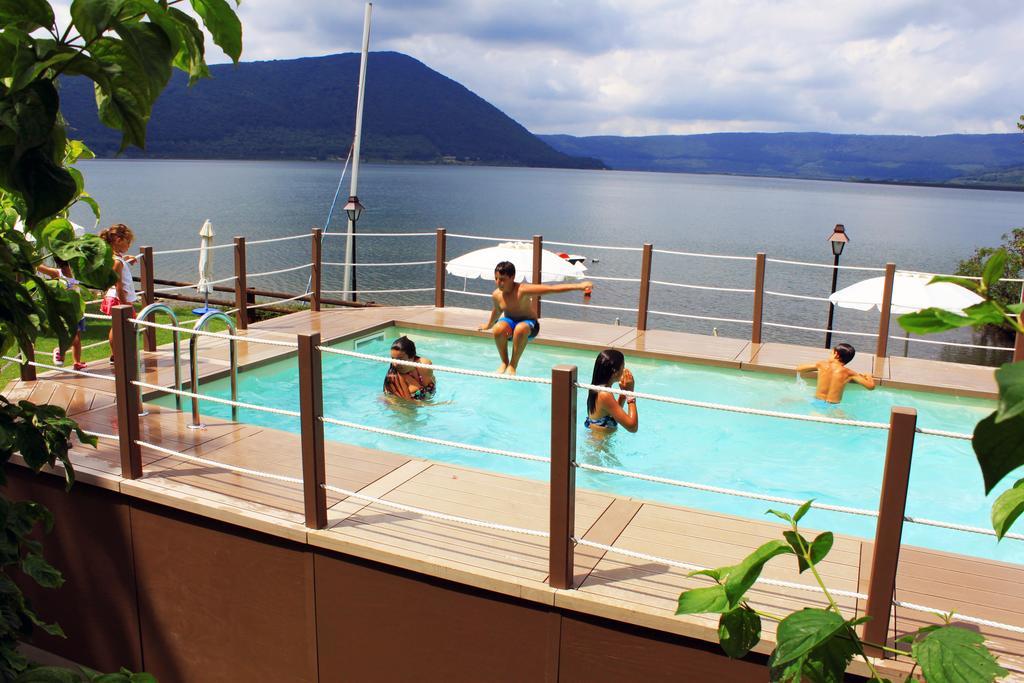 Relais Sans Soucis & Spa Ronciglione  Exteriör bild