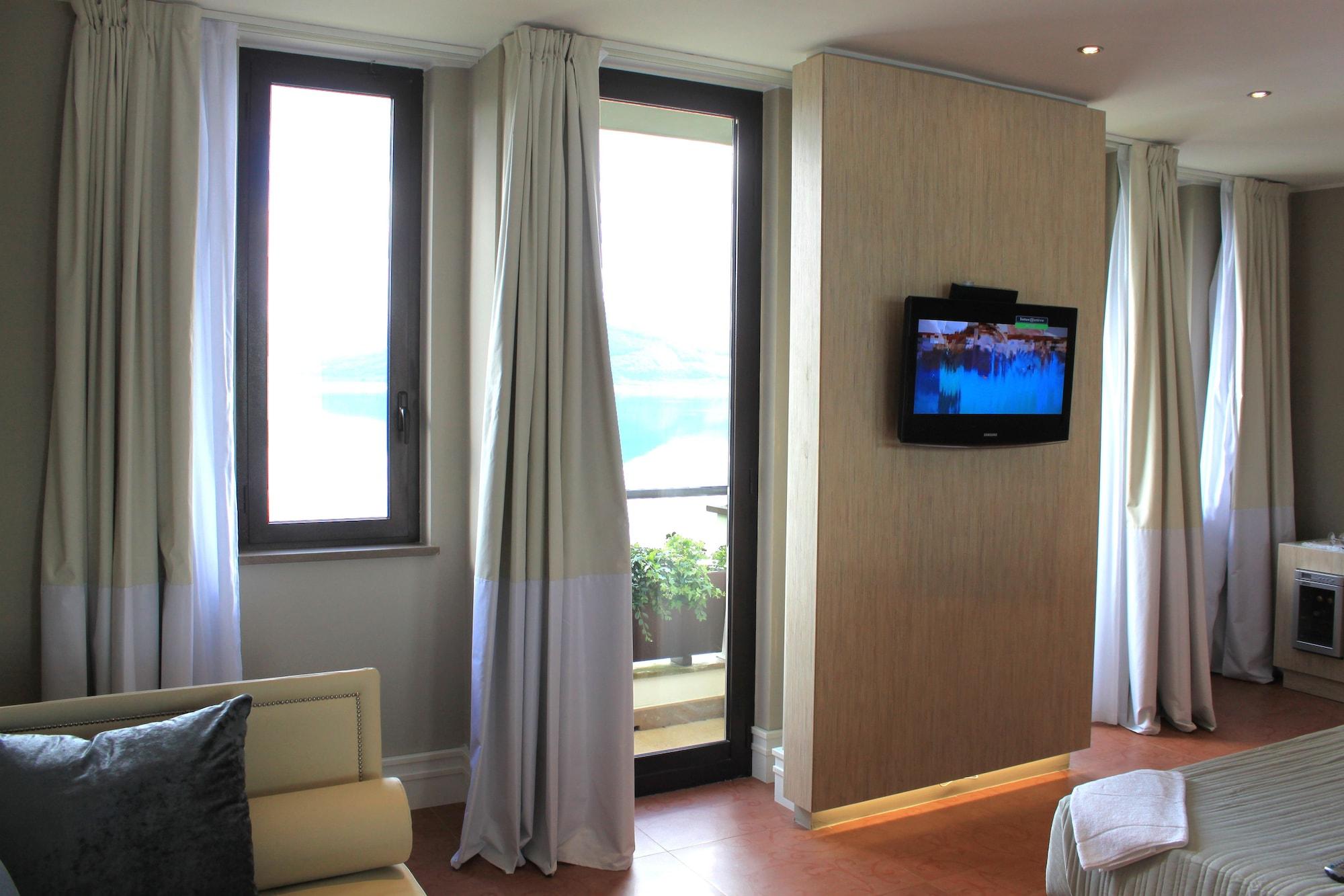 Relais Sans Soucis & Spa Ronciglione  Exteriör bild