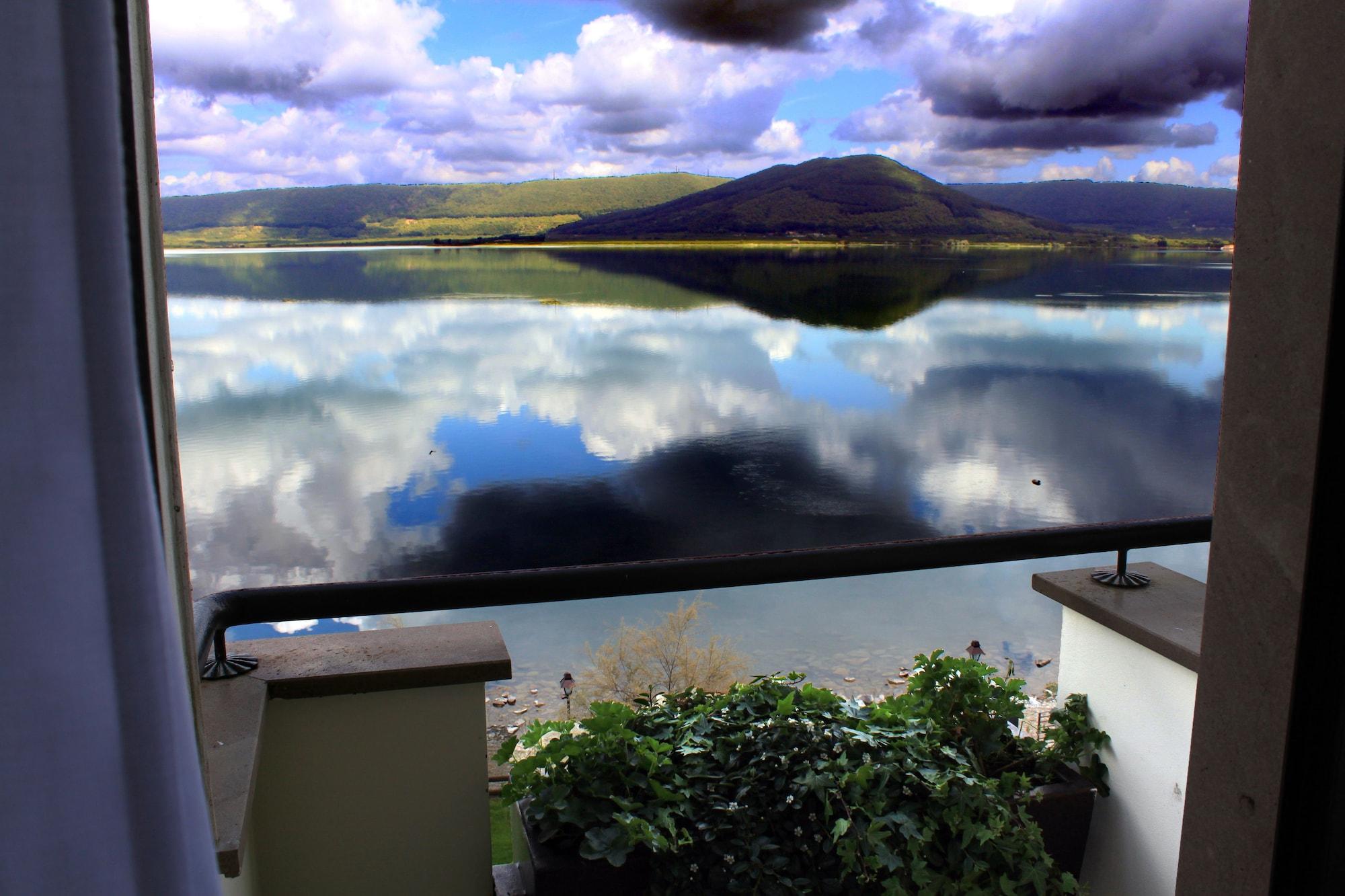 Relais Sans Soucis & Spa Ronciglione  Exteriör bild
