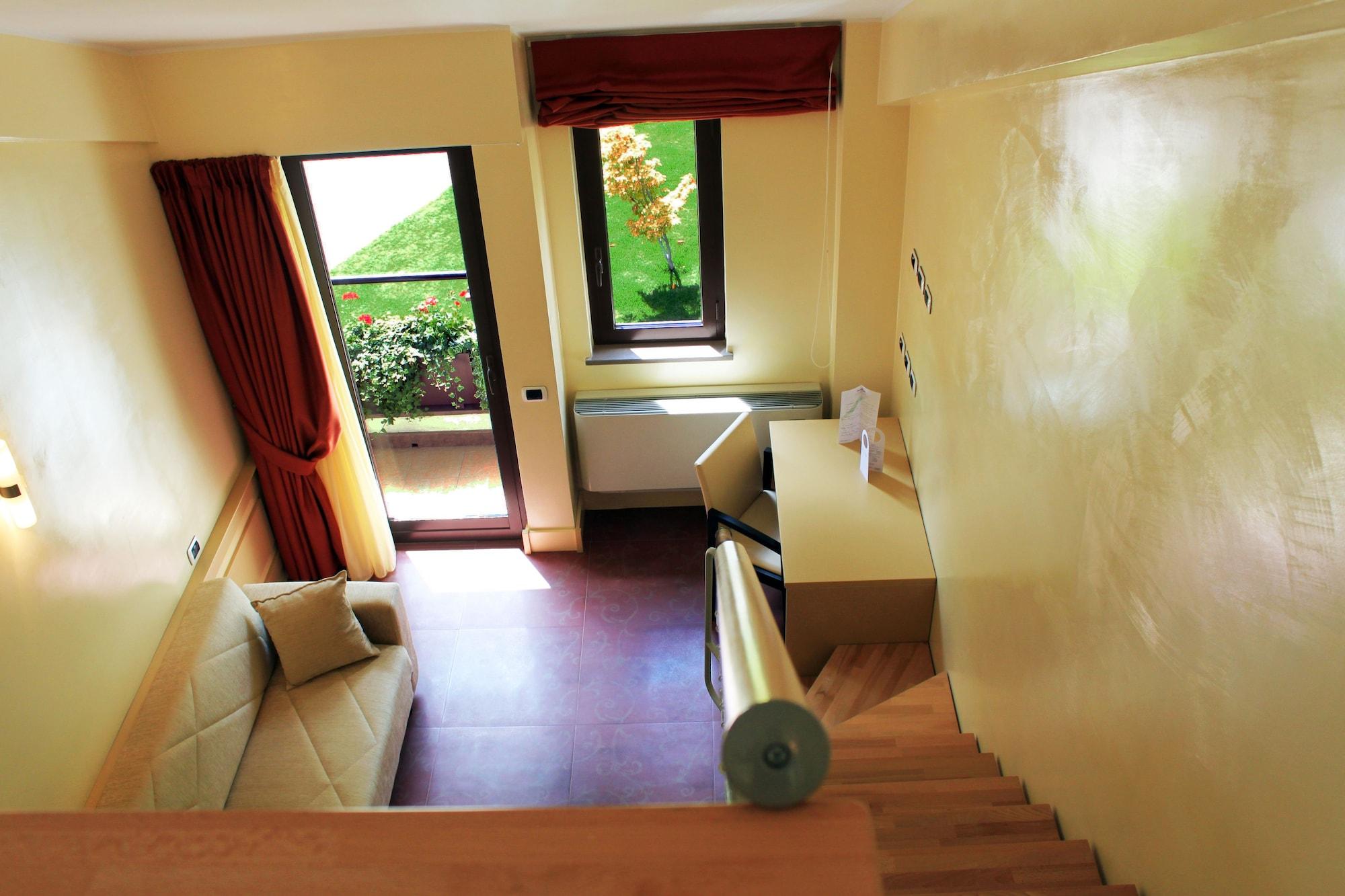 Relais Sans Soucis & Spa Ronciglione  Exteriör bild