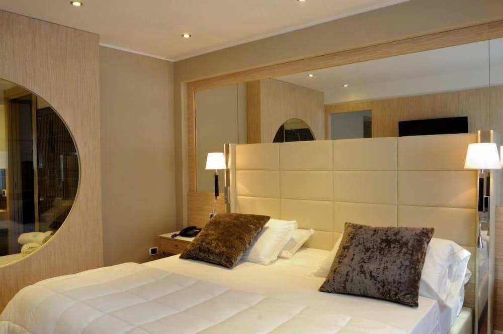 Relais Sans Soucis & Spa Ronciglione  Exteriör bild