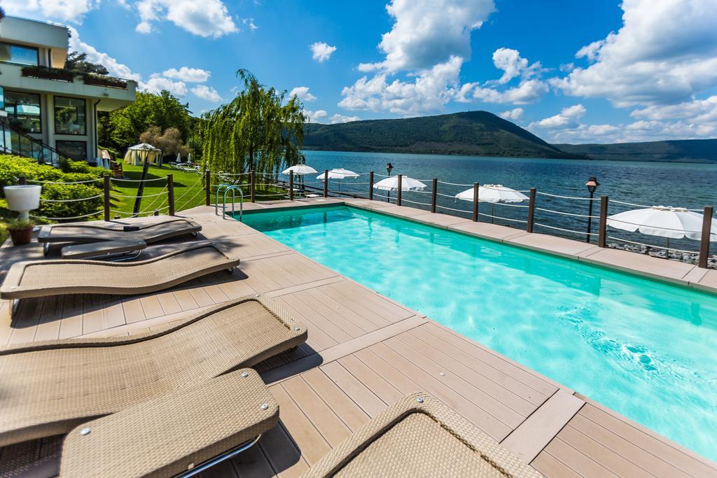 Relais Sans Soucis & Spa Ronciglione  Exteriör bild