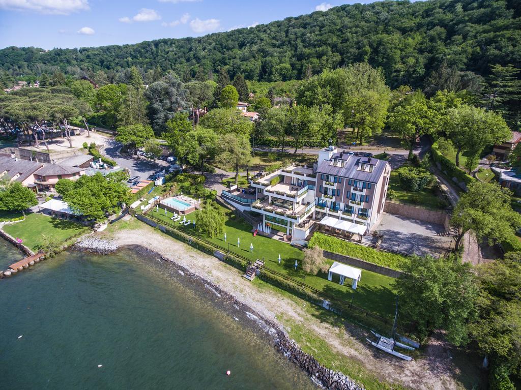 Relais Sans Soucis & Spa Ronciglione  Exteriör bild