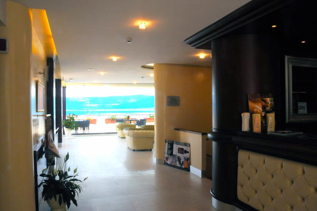 Relais Sans Soucis & Spa Ronciglione  Exteriör bild
